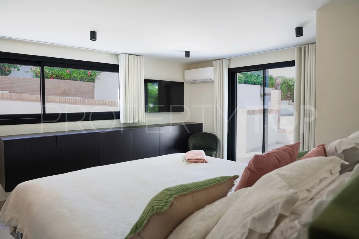 Villa for sale in Hacienda las Chapas