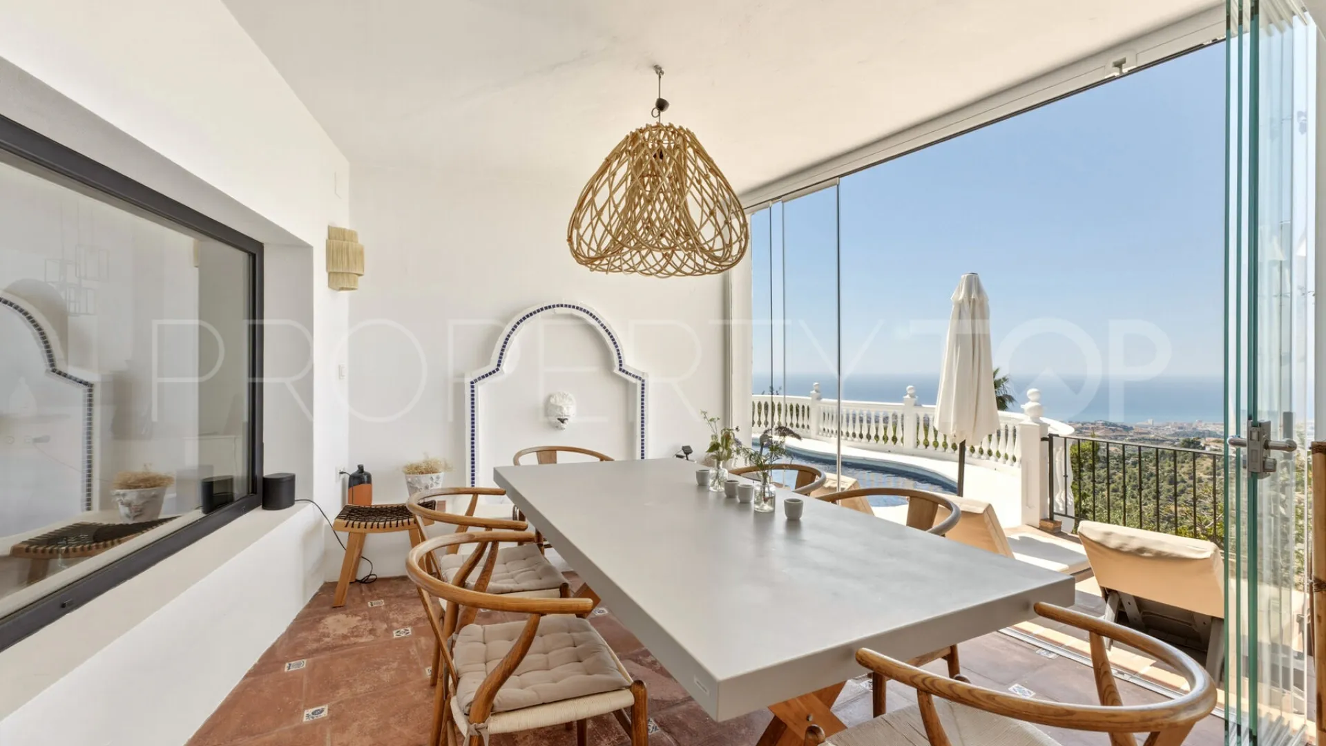 Buy villa in Mijas Pueblo with 6 bedrooms