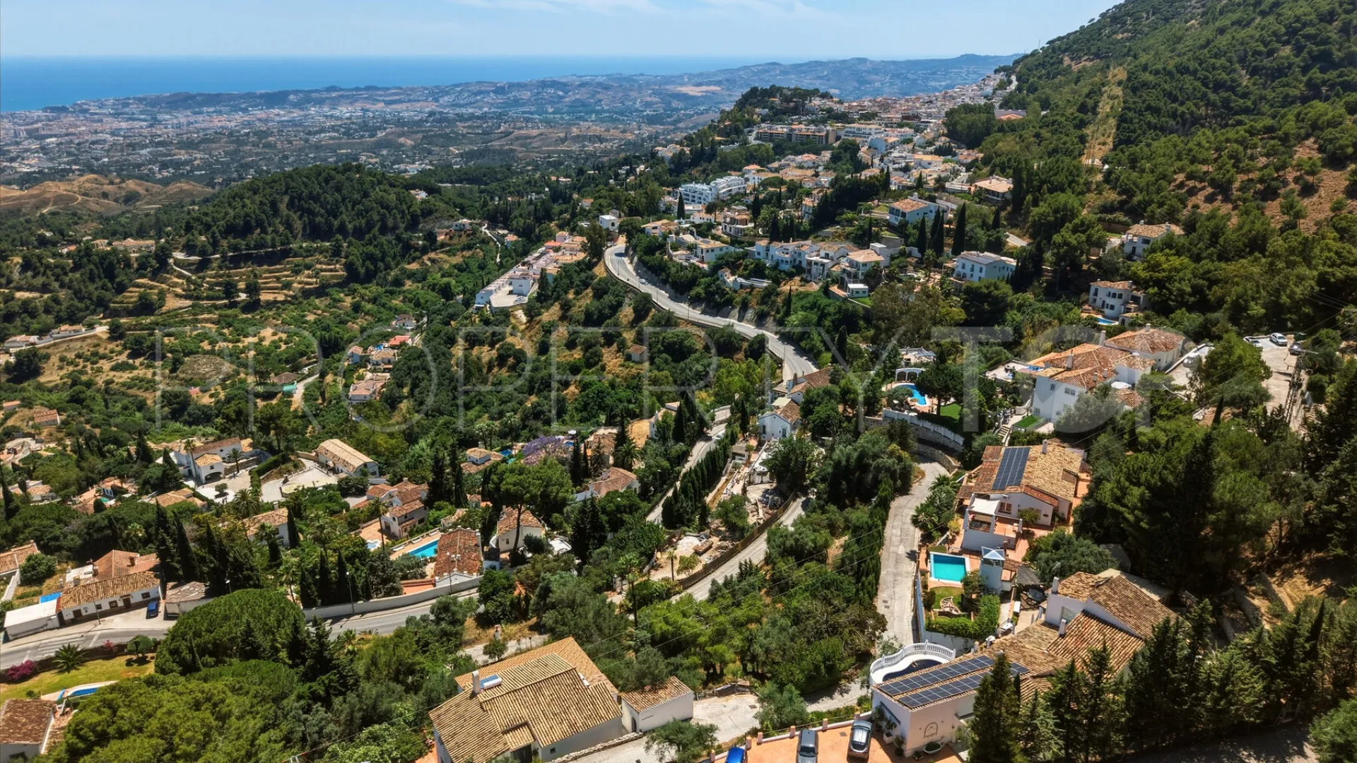 Buy villa in Mijas Pueblo with 6 bedrooms