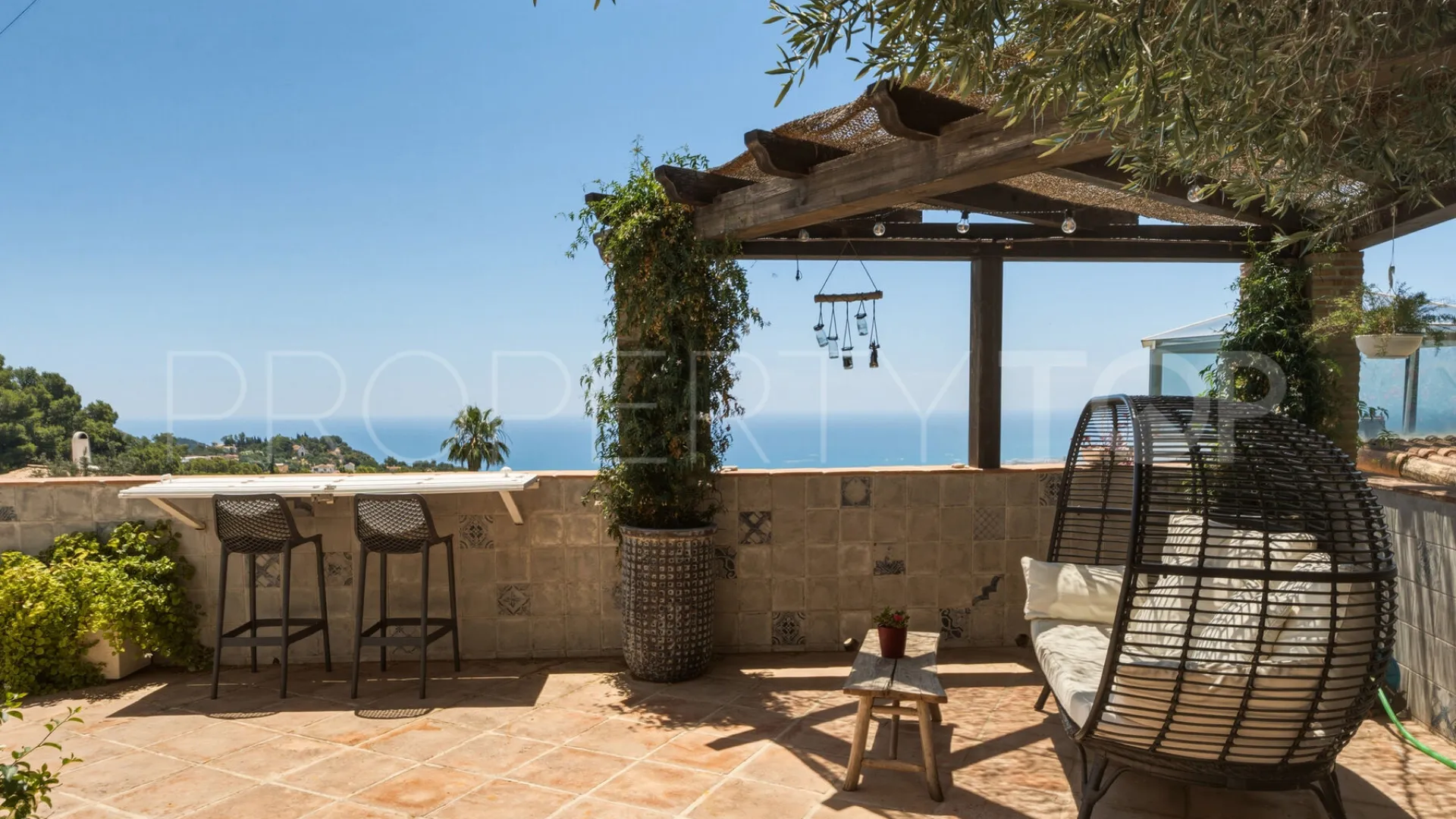 Buy villa in Mijas Pueblo with 6 bedrooms