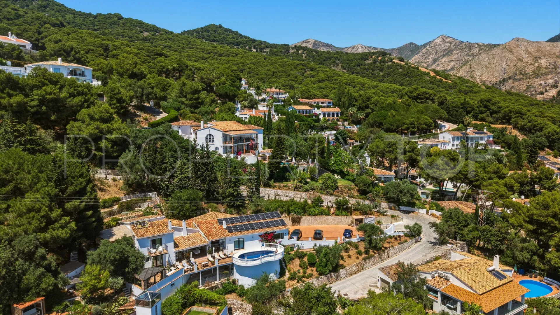 Buy villa in Mijas Pueblo with 6 bedrooms