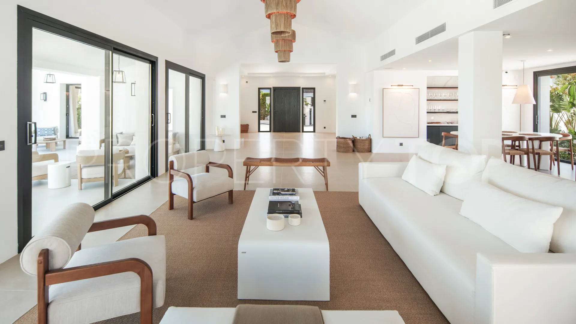 Villa for sale in Puerto del Almendro with 5 bedrooms