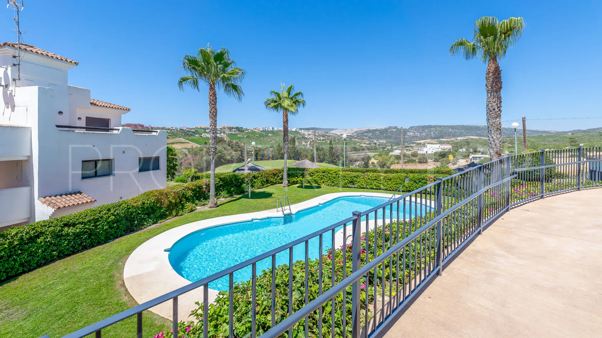Apartamento planta baja a la venta en Doña Julia con 2 dormitorios