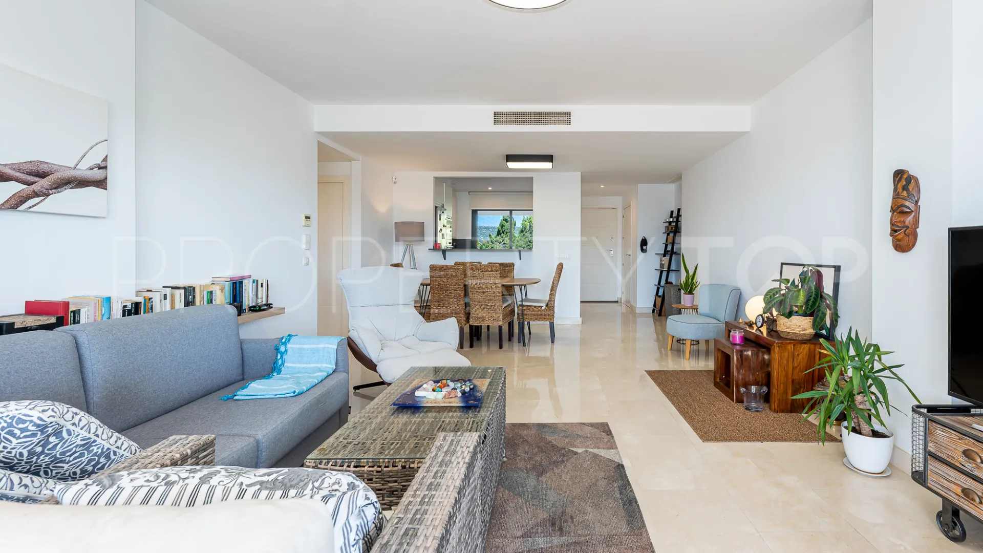Apartamento planta baja a la venta en Doña Julia con 2 dormitorios