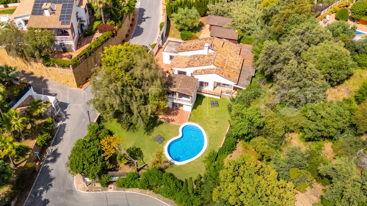 For sale 4 bedrooms villa in El Rosario