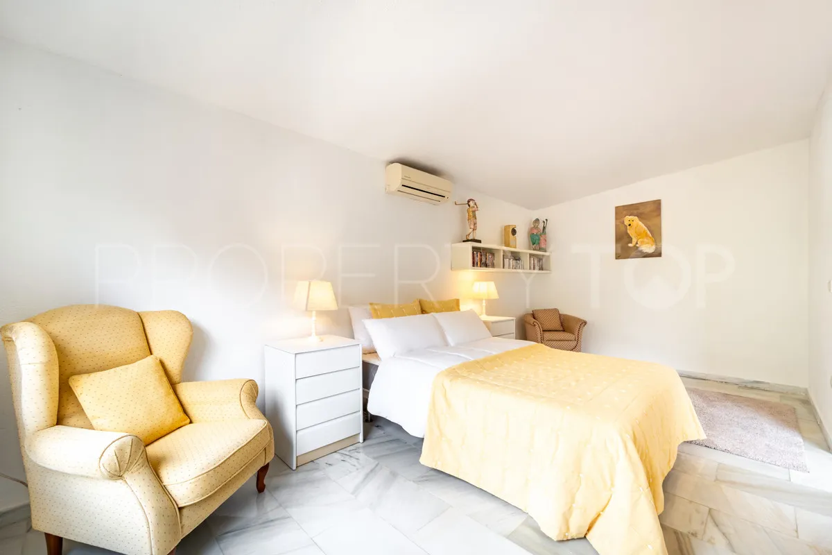 For sale 4 bedrooms villa in El Rosario