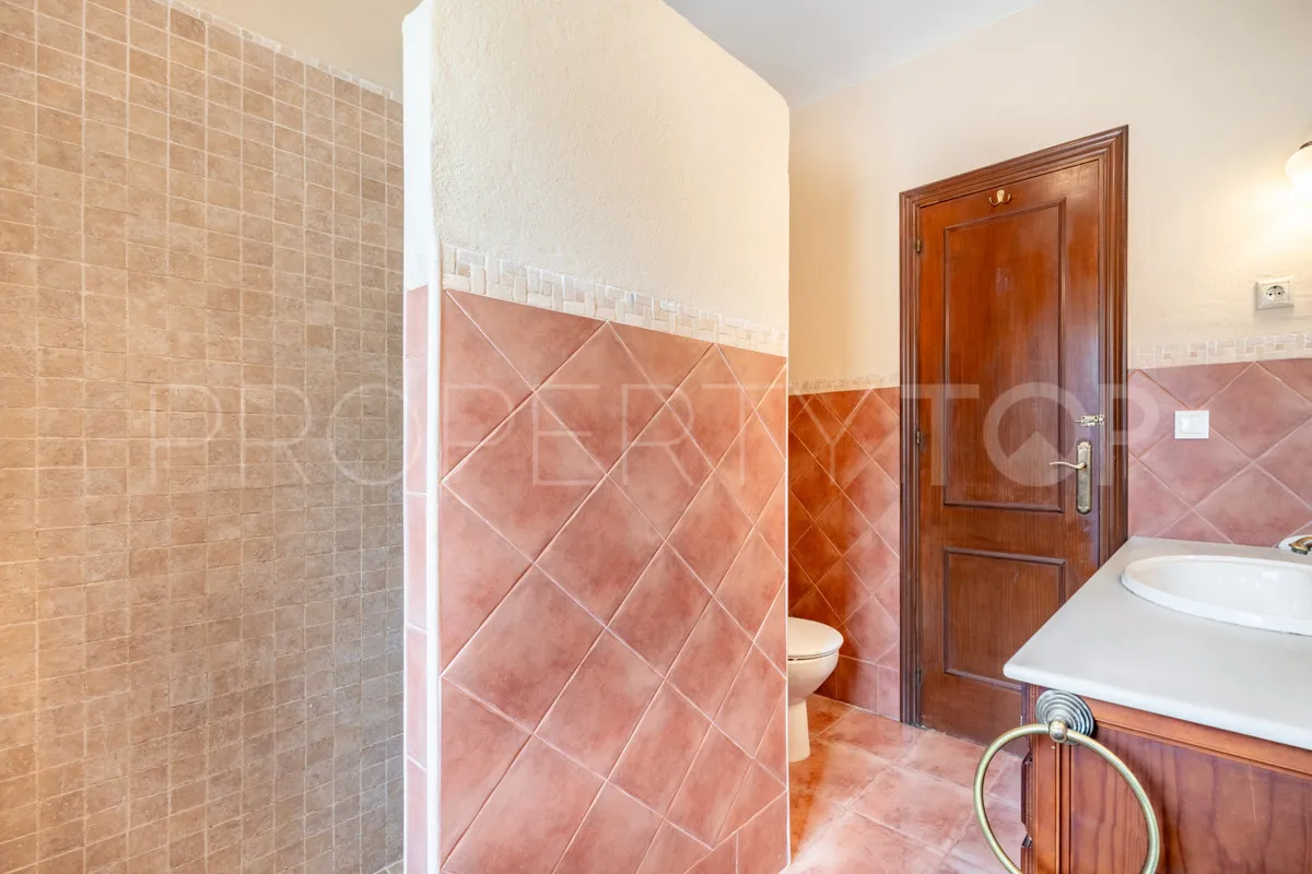 For sale 4 bedrooms villa in El Rosario