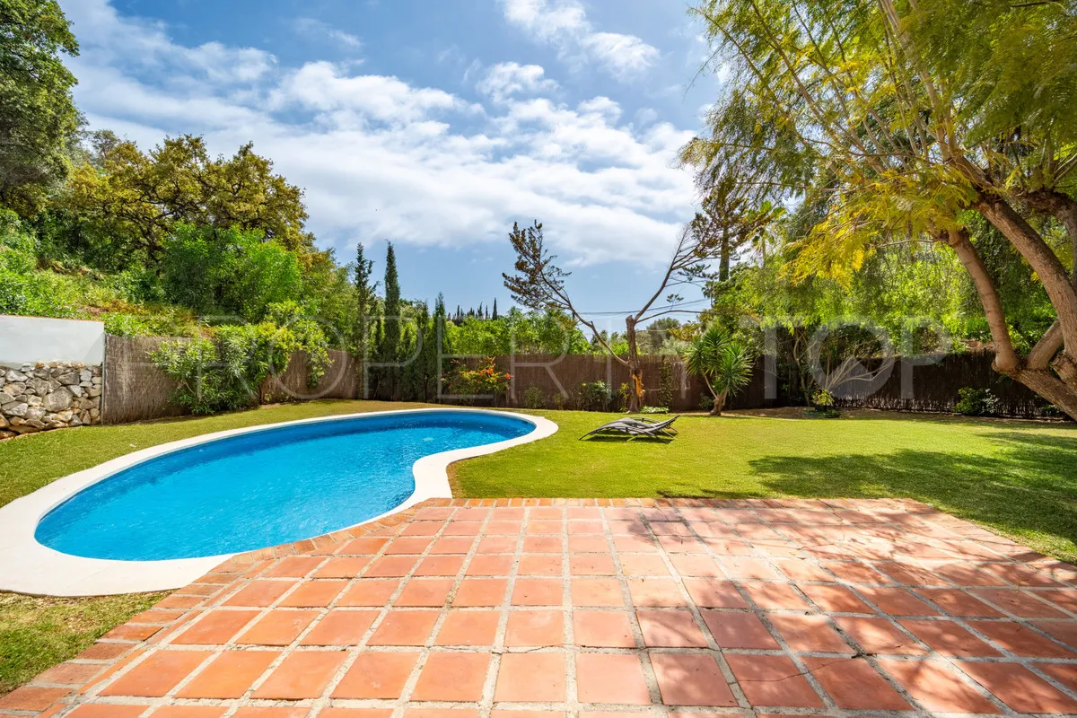 For sale 4 bedrooms villa in El Rosario