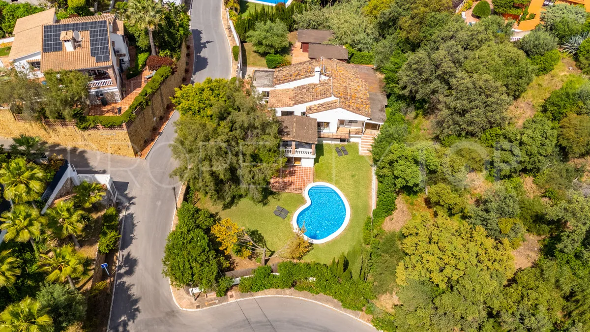 For sale 4 bedrooms villa in El Rosario