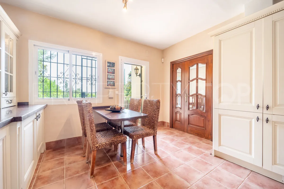 For sale 4 bedrooms villa in El Rosario