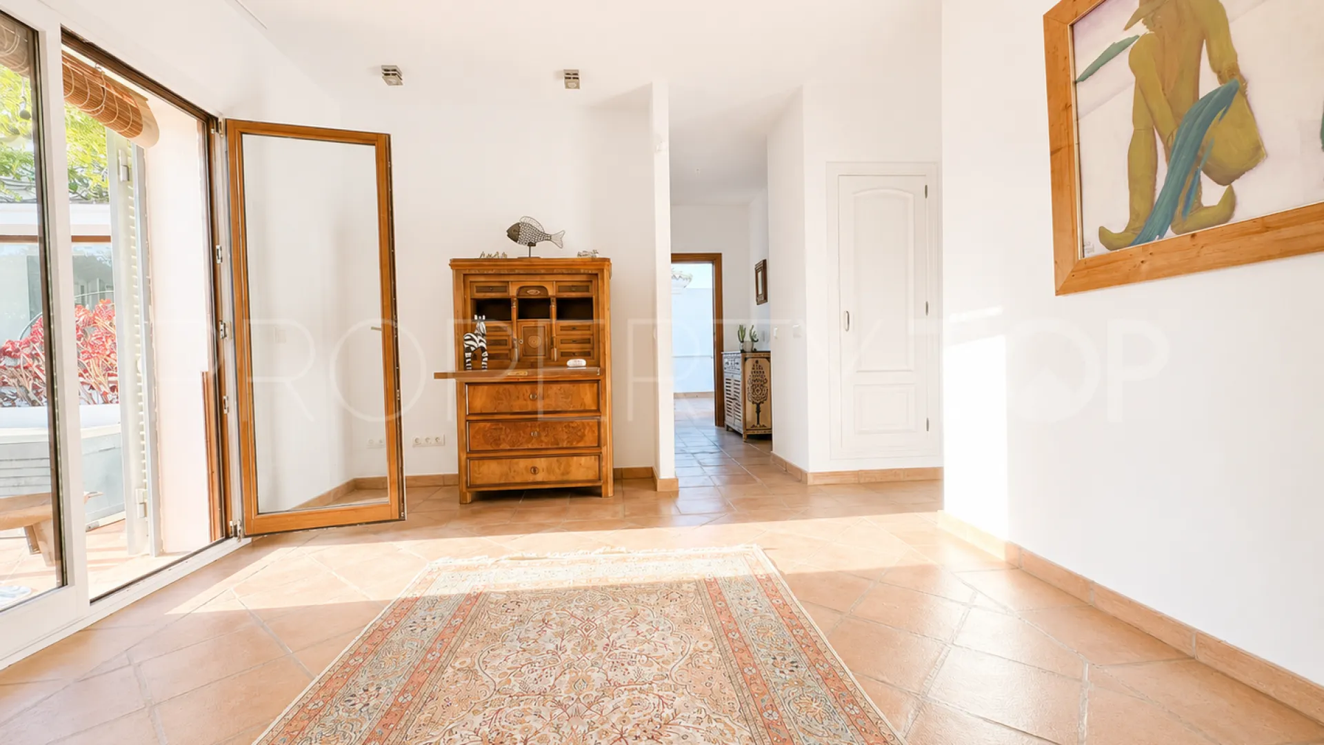 Se vende villa de 6 dormitorios en Zona D