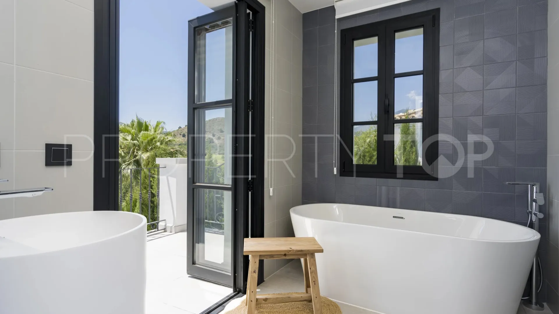 Puerto del Capitan, villa en venta