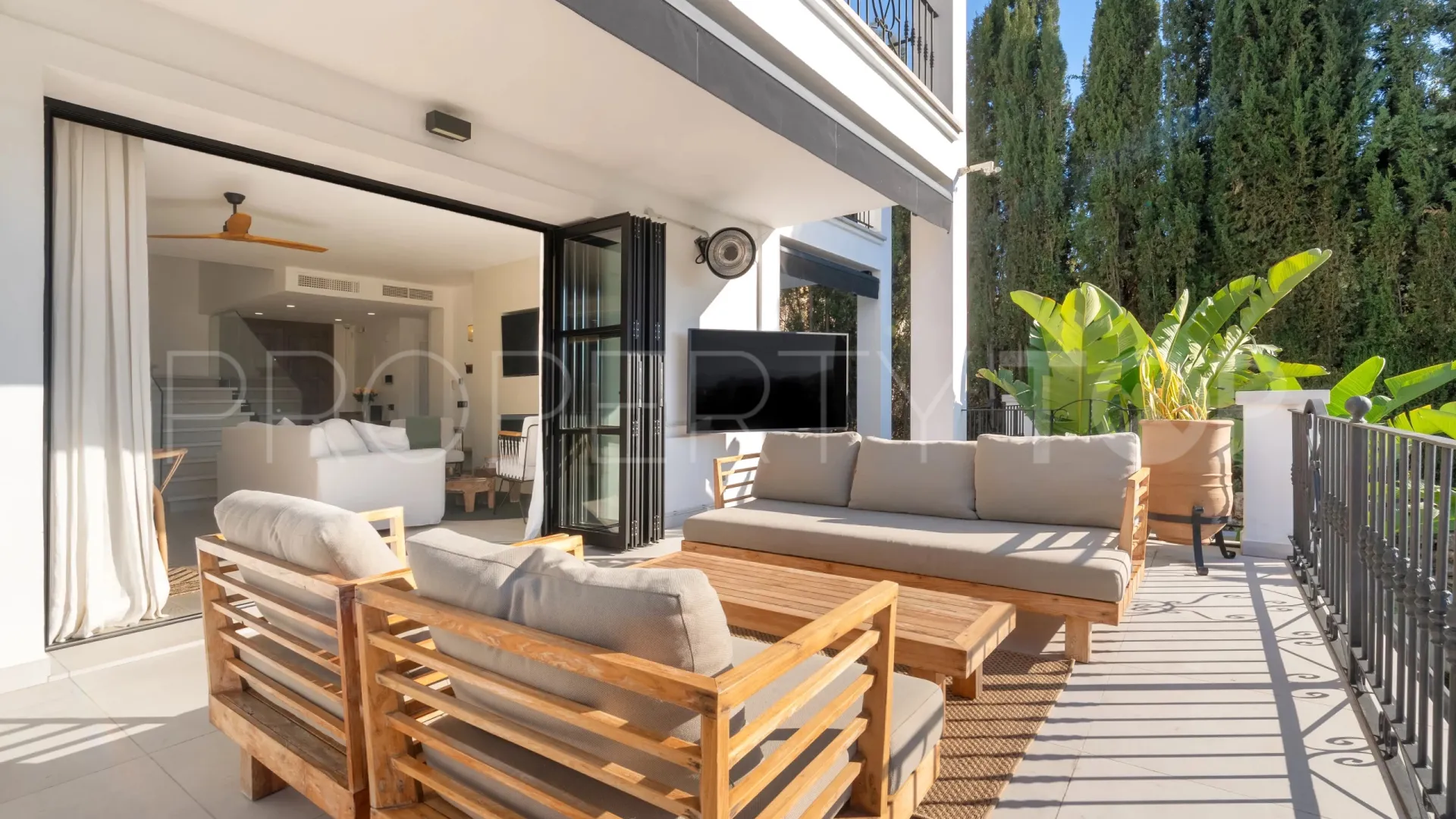 Puerto del Capitan, villa en venta