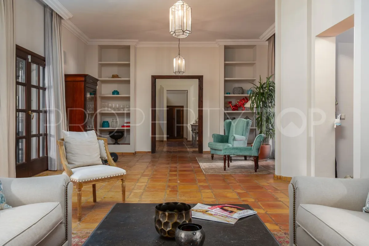 Villa con 5 dormitorios en venta en Linda Vista Alta