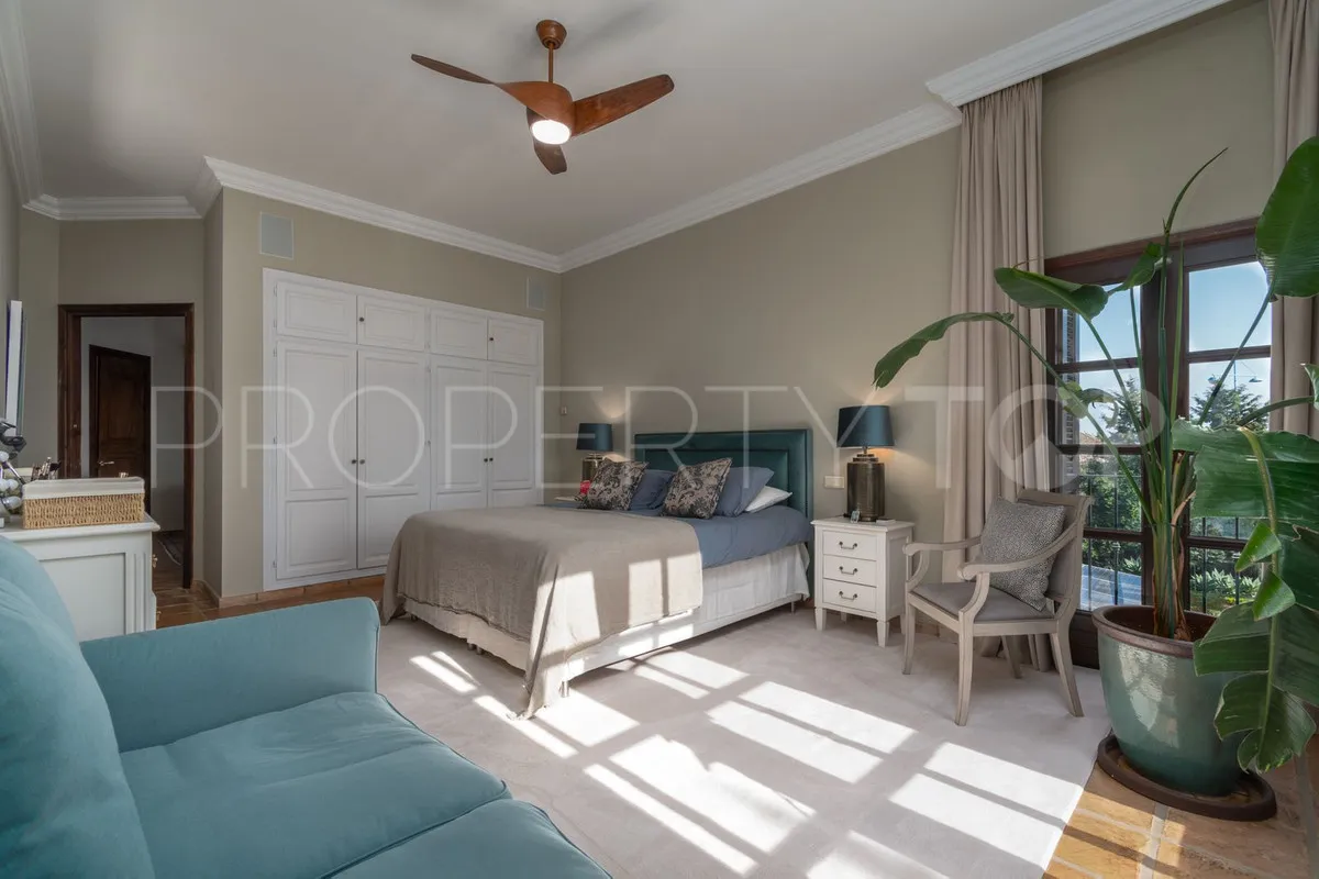 Villa con 5 dormitorios en venta en Linda Vista Alta
