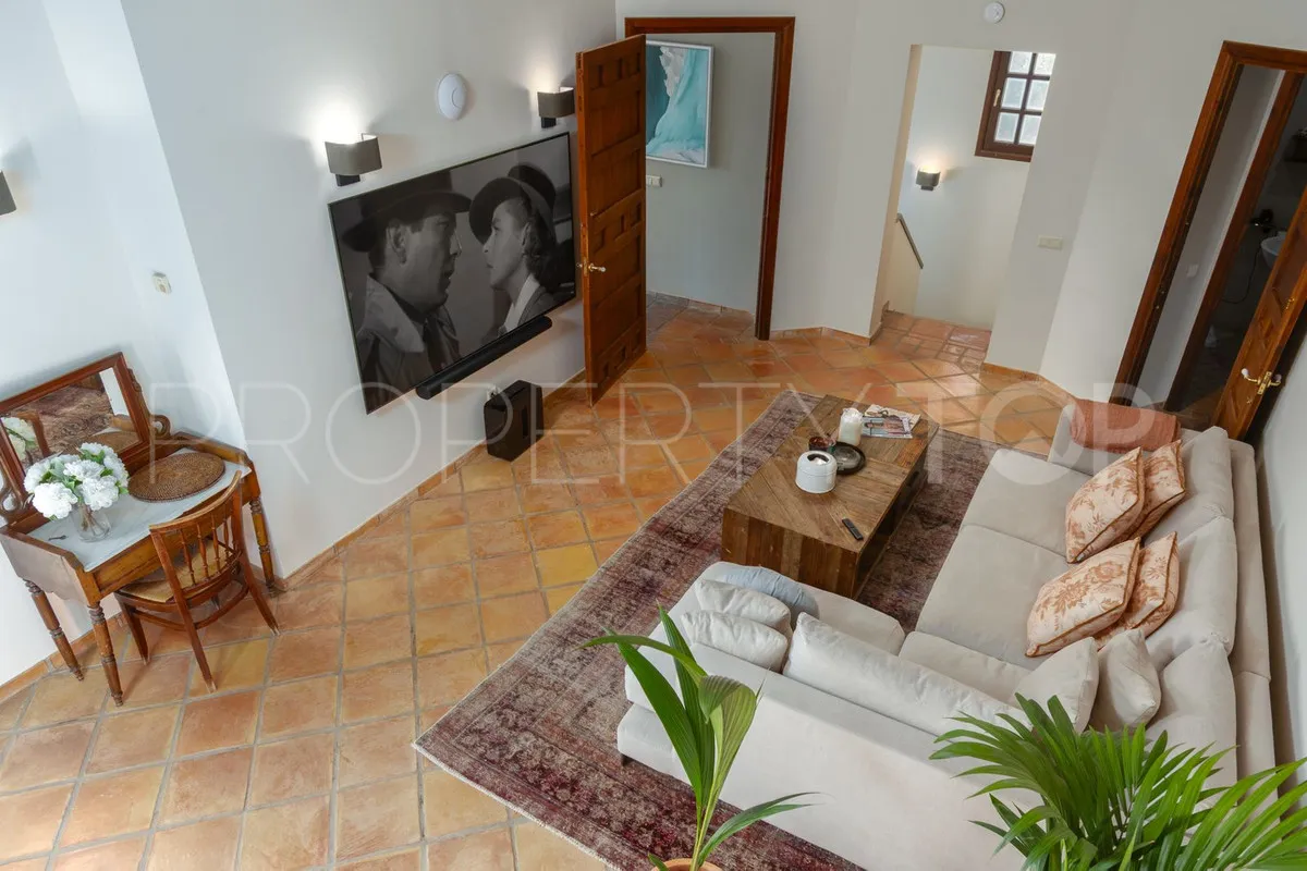Villa con 5 dormitorios en venta en Linda Vista Alta