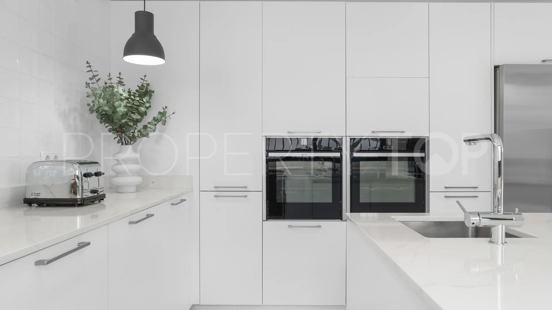Villa a la venta en Nueva Andalucia