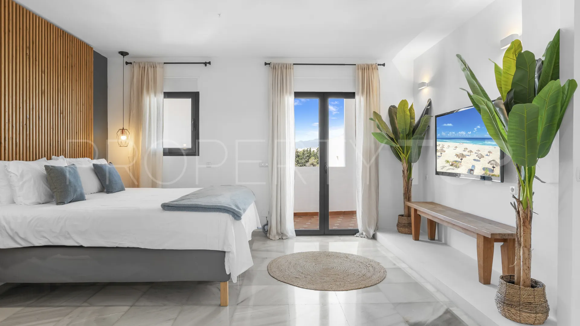 Villa a la venta en Nueva Andalucia