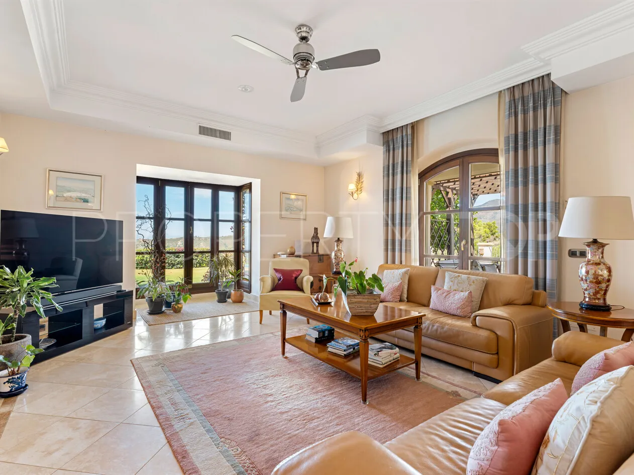For sale villa in El Velerin with 5 bedrooms