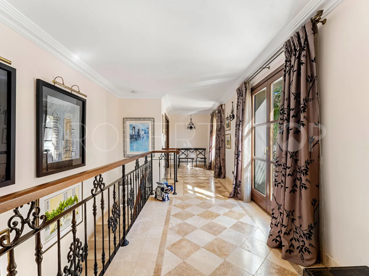 For sale villa in El Velerin with 5 bedrooms