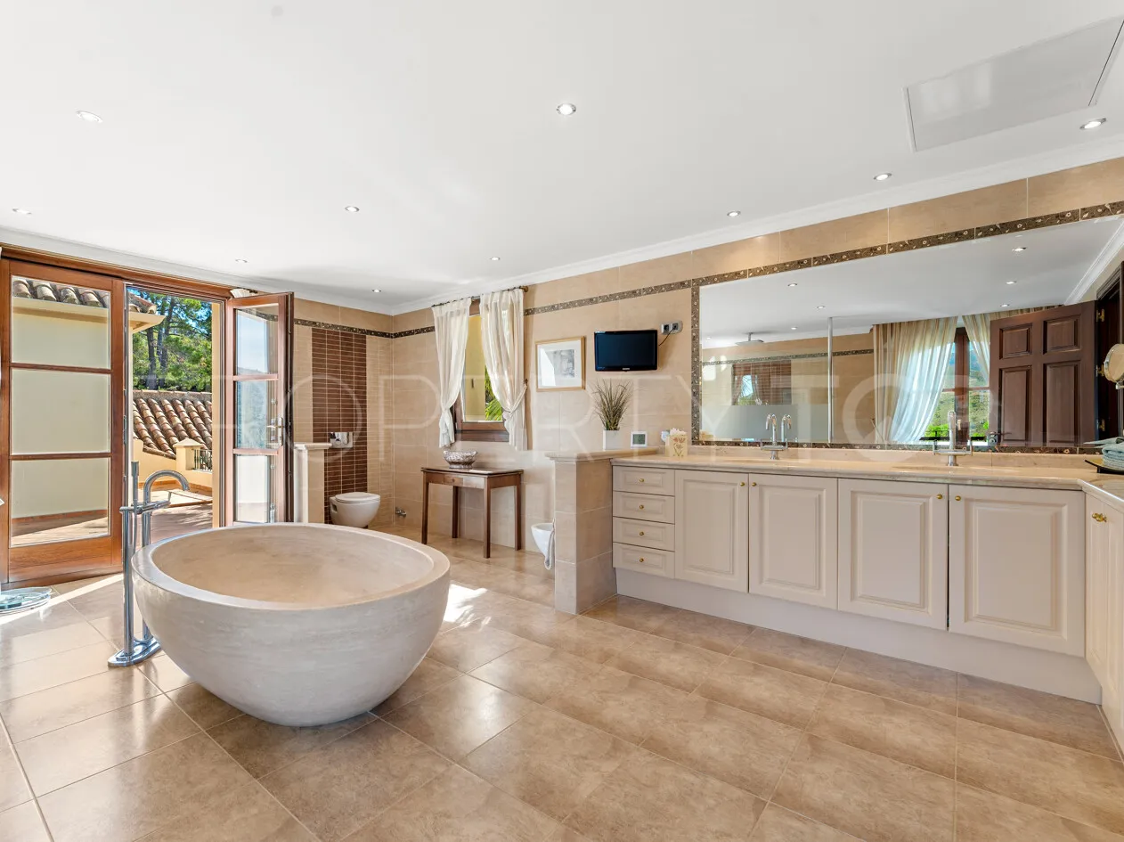For sale villa in El Velerin with 5 bedrooms