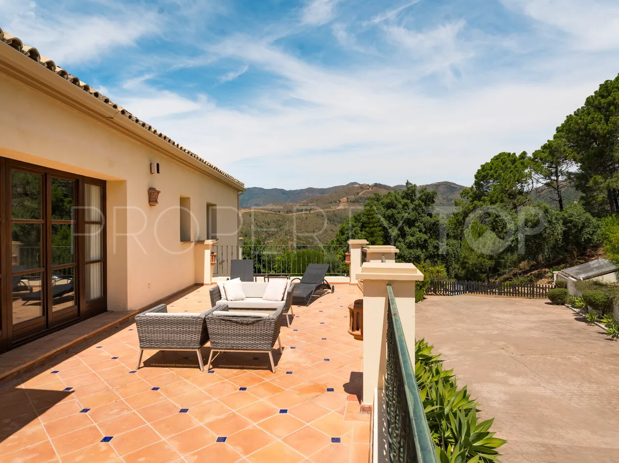 For sale villa in El Velerin with 5 bedrooms