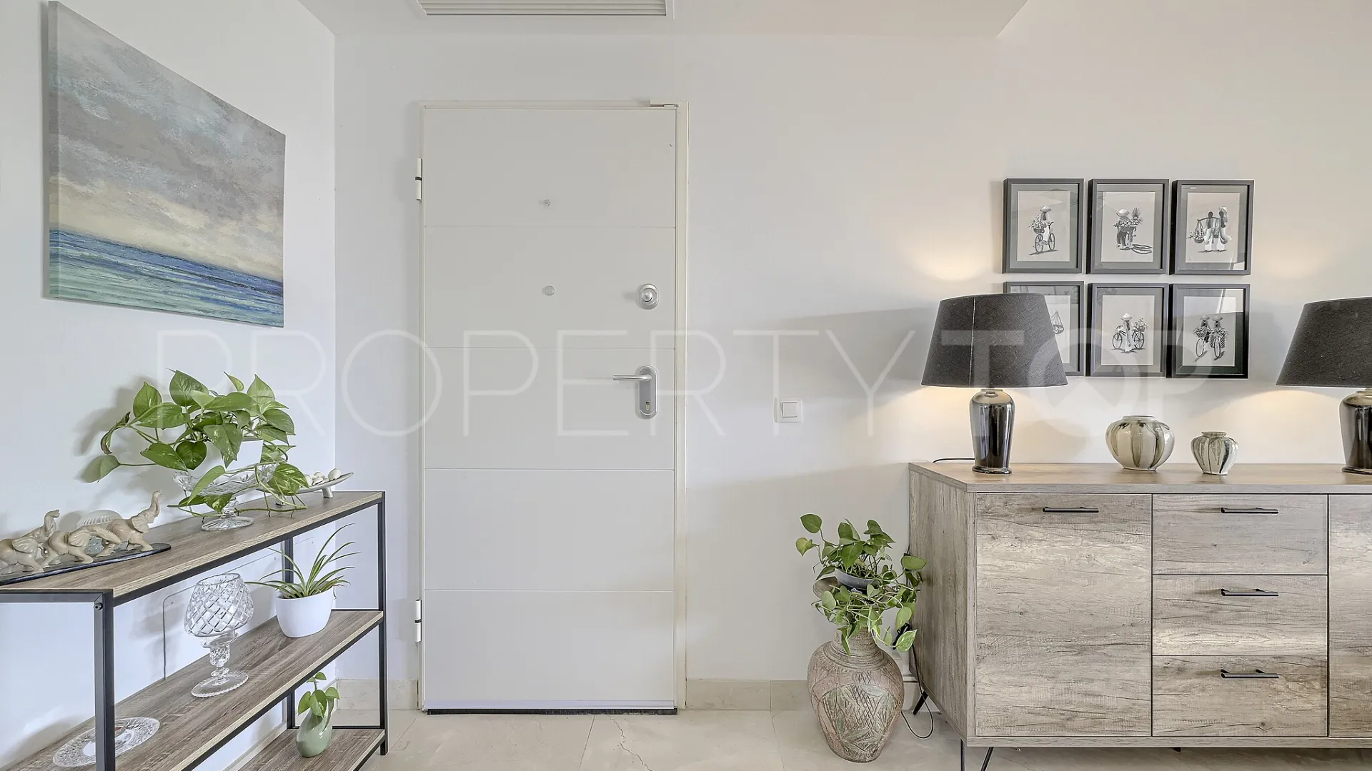 Buy Casares 2 bedrooms ground floor apartment