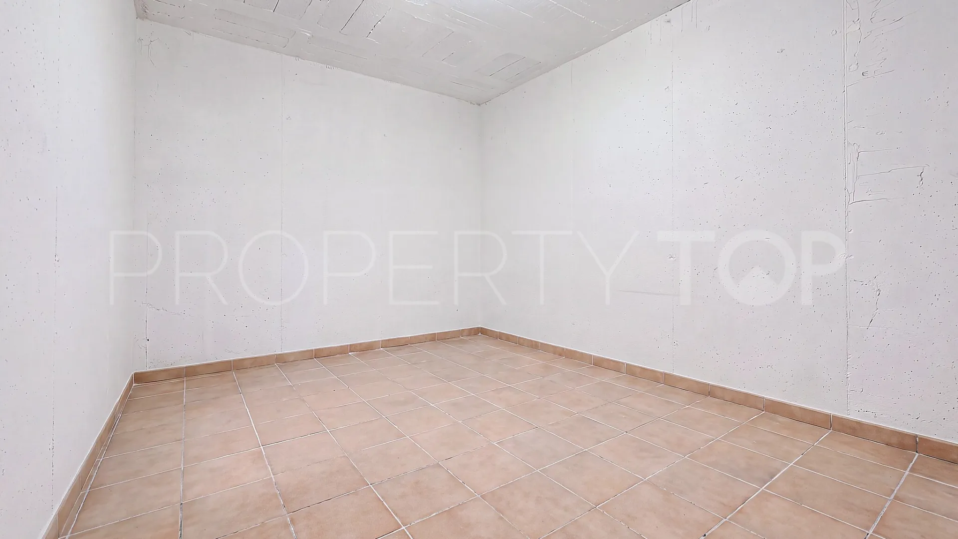 Buy Casares 2 bedrooms ground floor apartment
