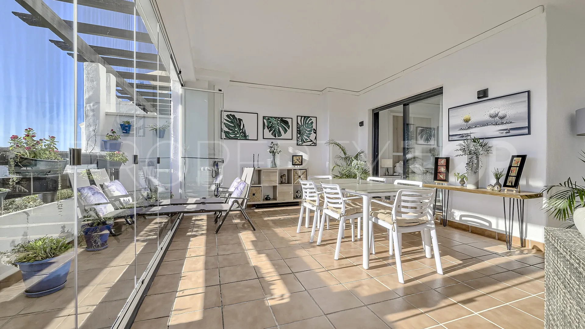Buy Casares 2 bedrooms ground floor apartment