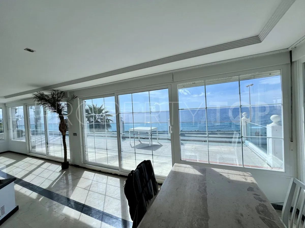 Villa en venta en El Chaparral