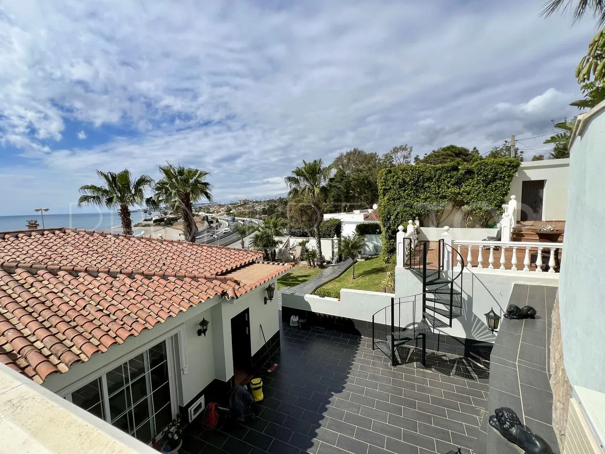 Villa en venta en El Chaparral