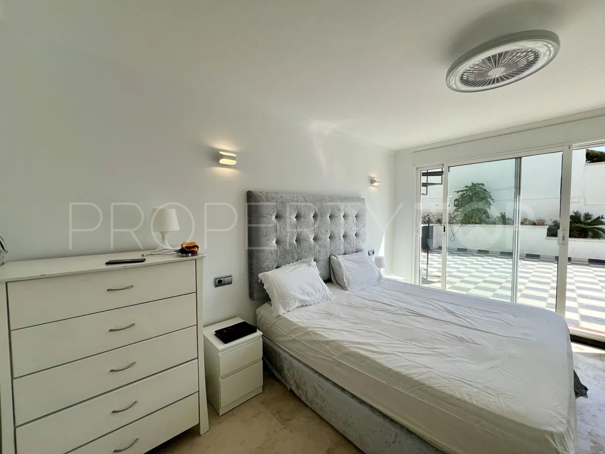 Villa en venta en El Chaparral