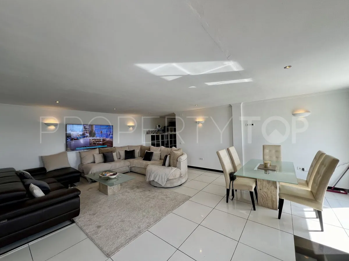 Villa en venta en El Chaparral