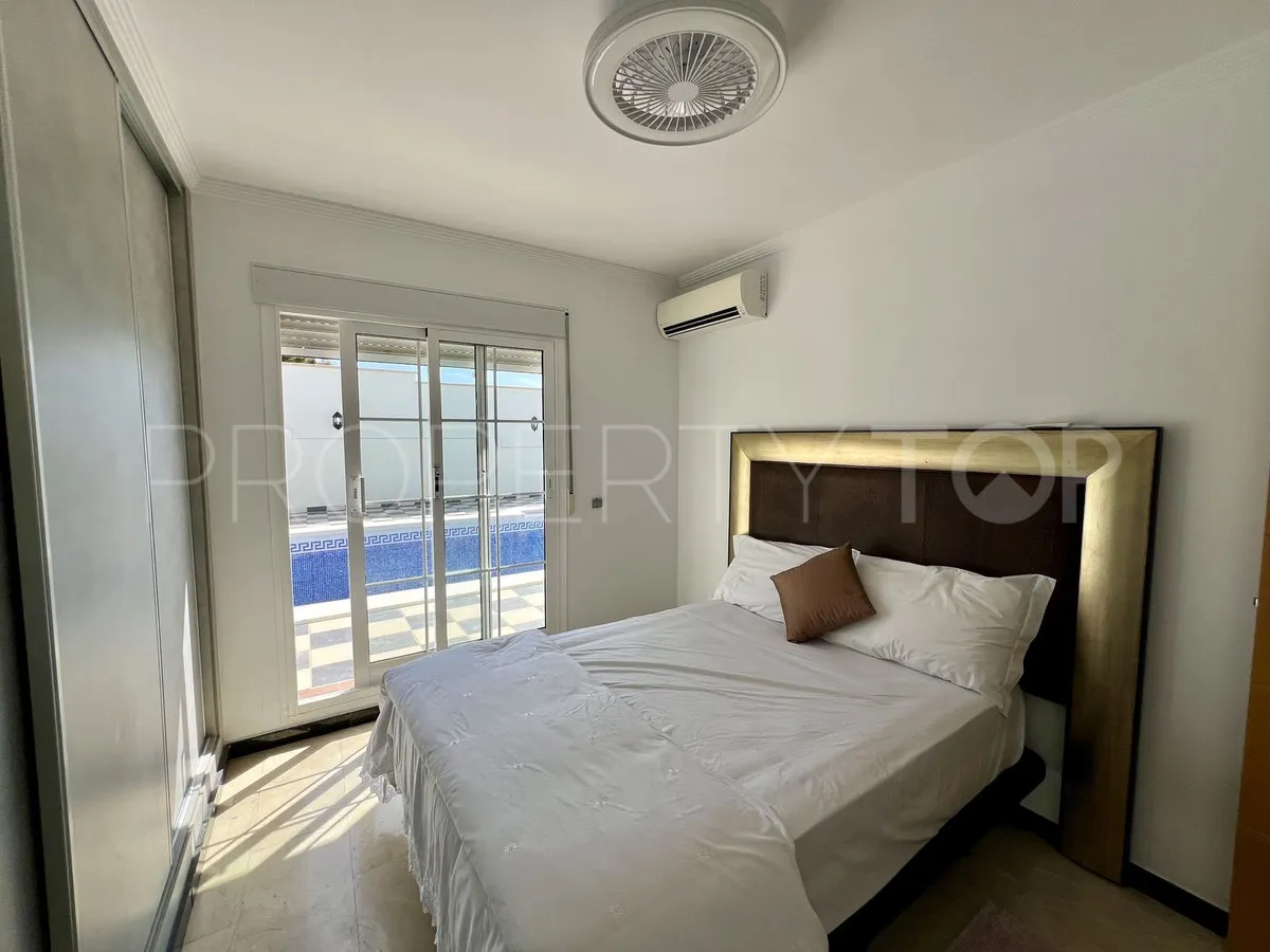 Villa en venta en El Chaparral