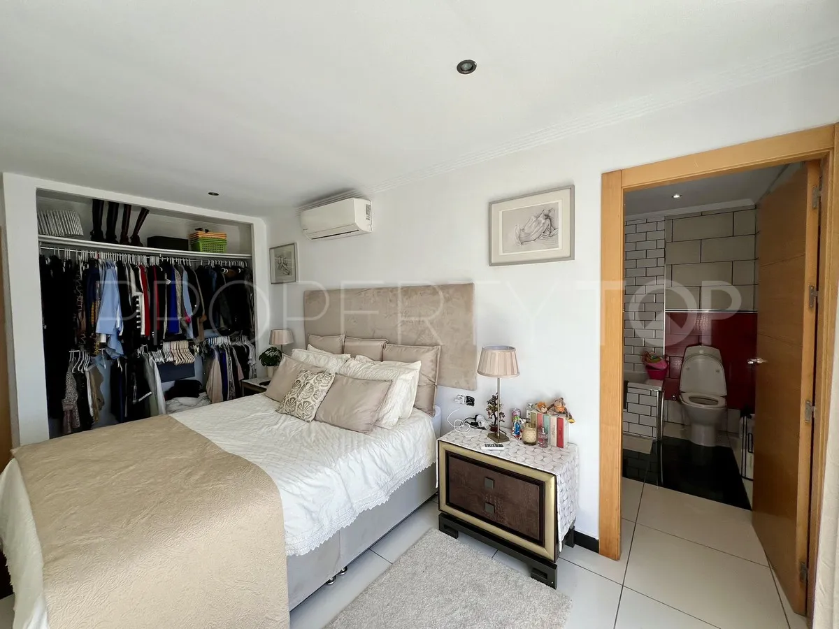 Villa en venta en El Chaparral