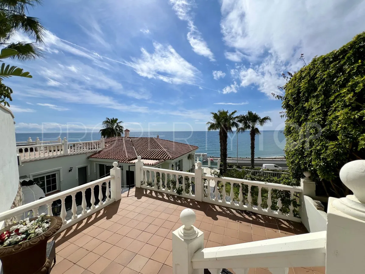 Villa en venta en El Chaparral