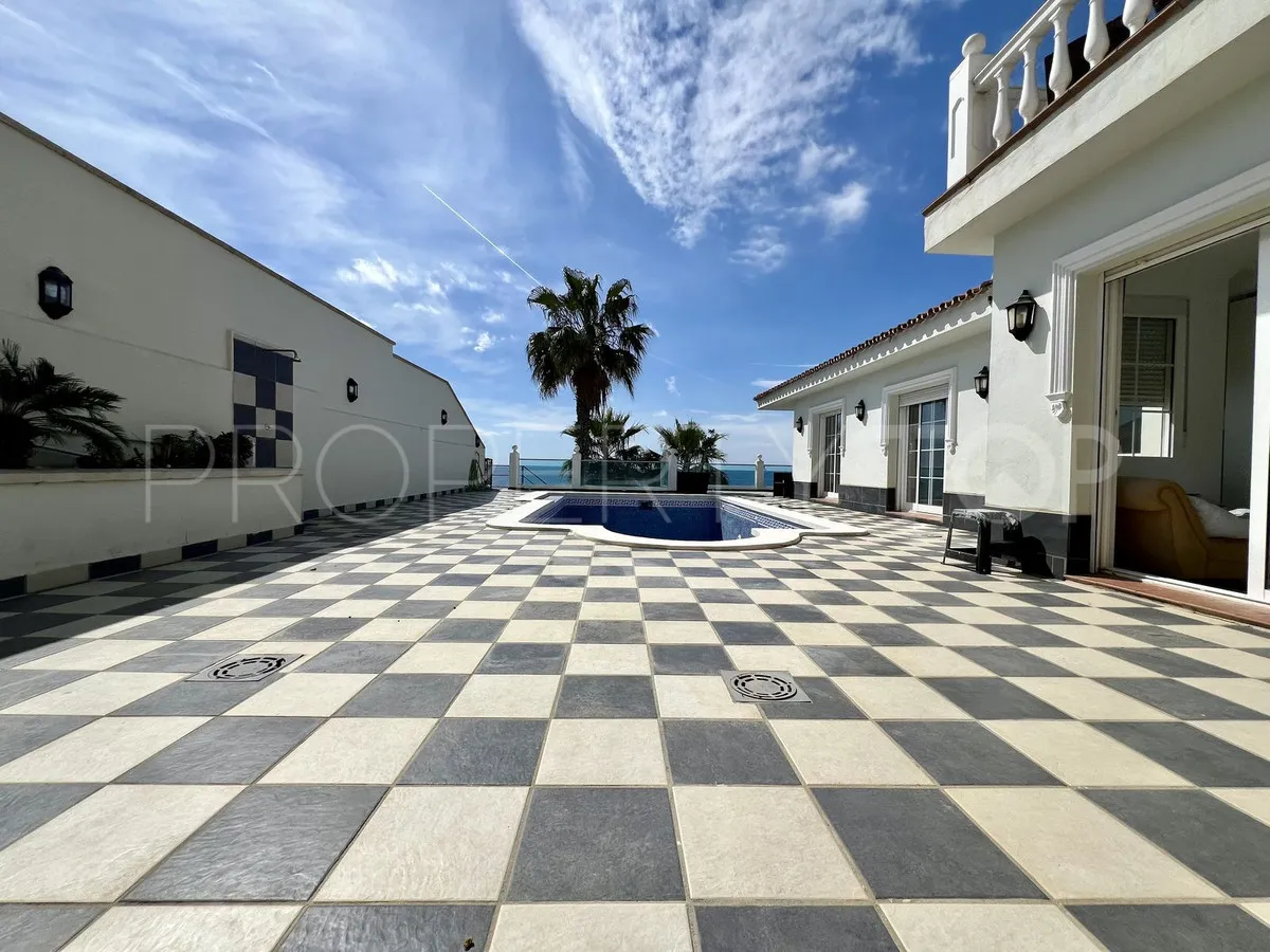 Villa en venta en El Chaparral