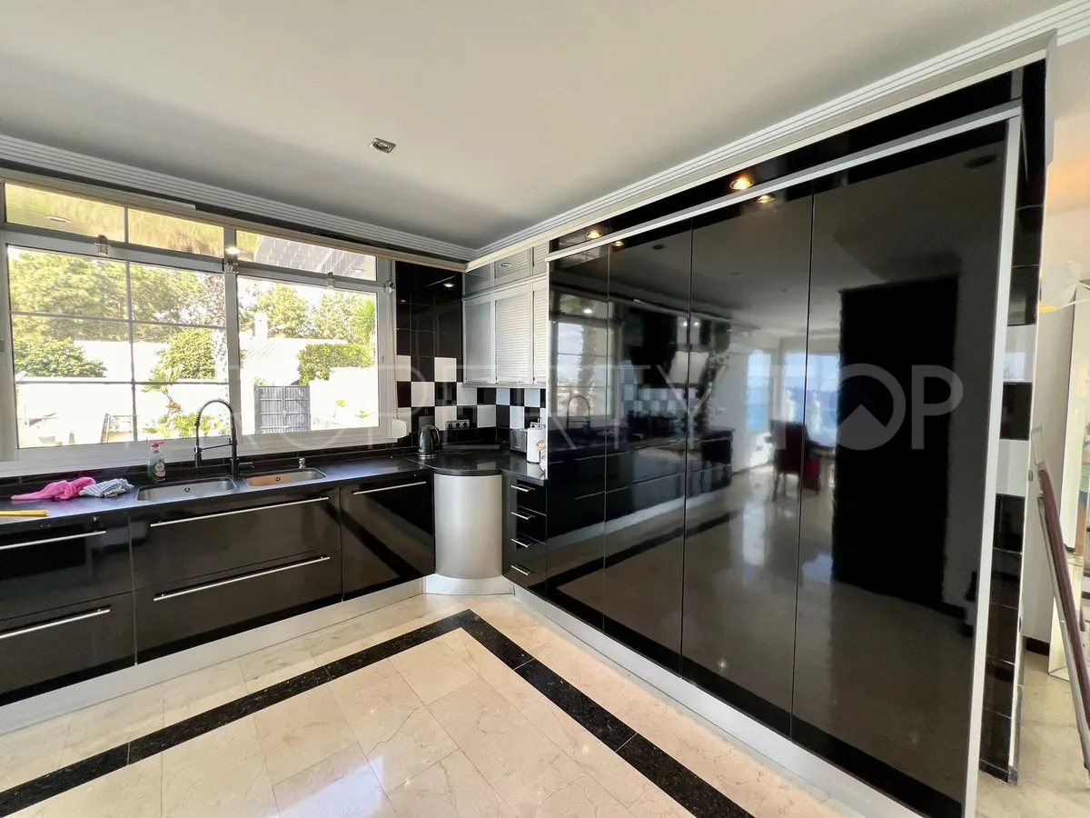 Villa en venta en El Chaparral