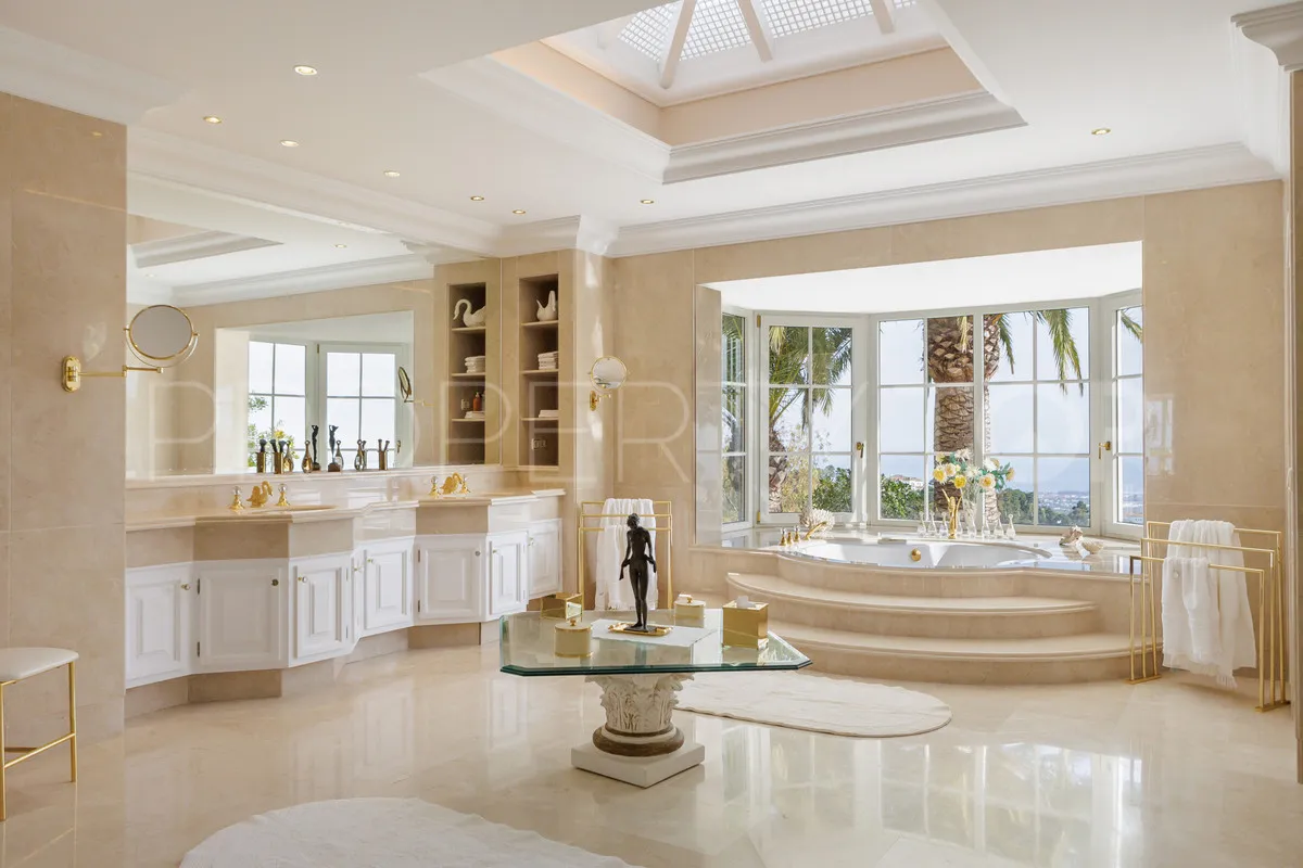 Villa a la venta en La Zagaleta