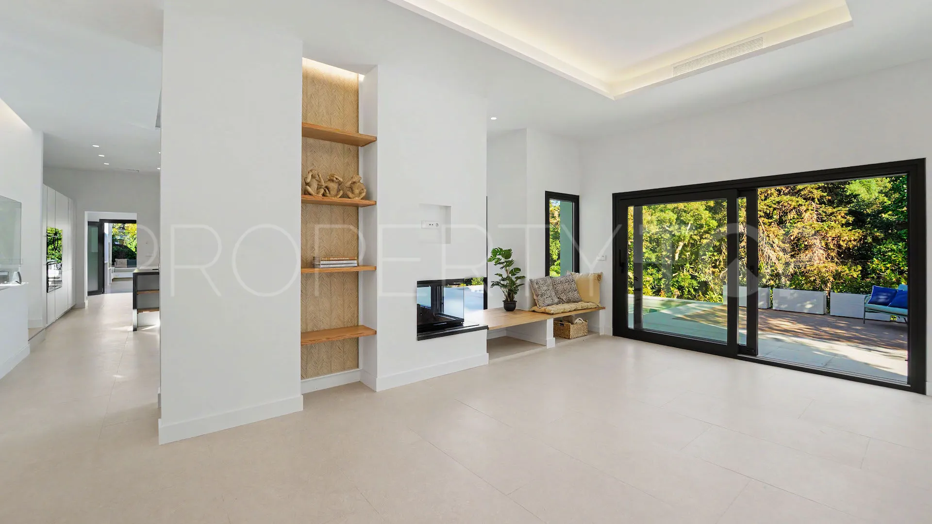 Zona B, villa de 5 dormitorios a la venta