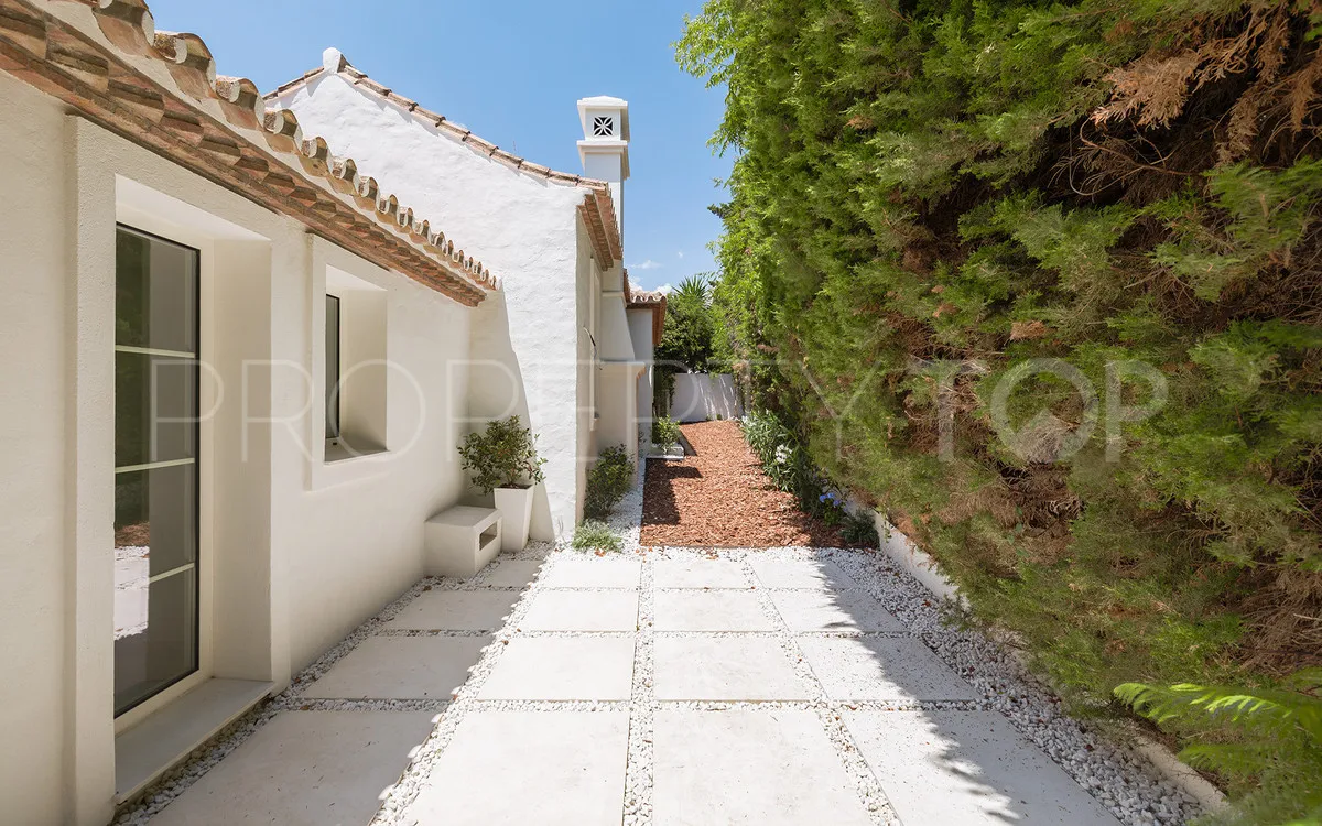 Guadalmina Alta, villa a la venta