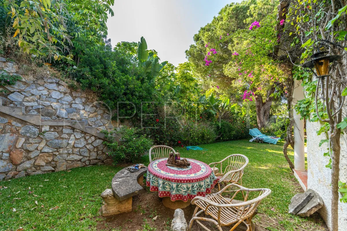 Se vende villa en Elviria de 3 dormitorios