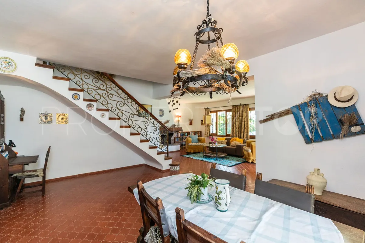 Se vende villa en Elviria de 3 dormitorios