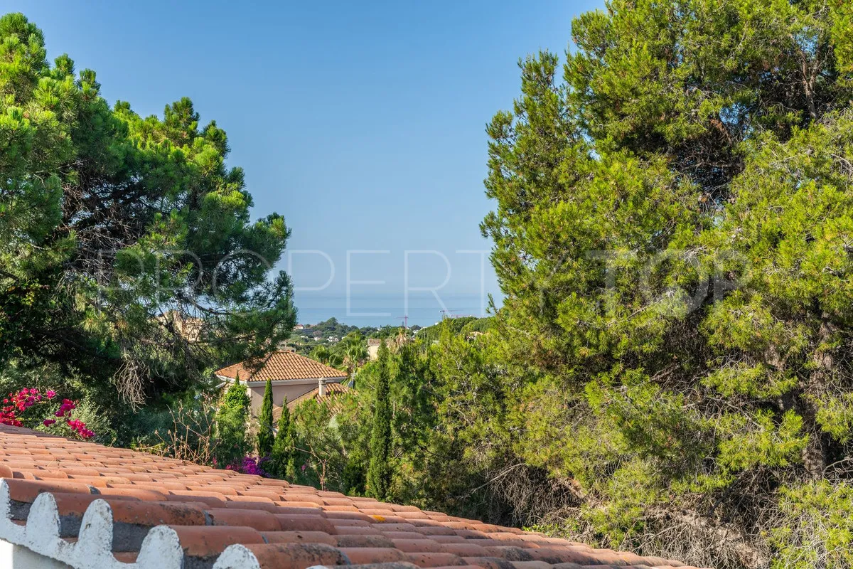 Se vende villa en Elviria de 3 dormitorios