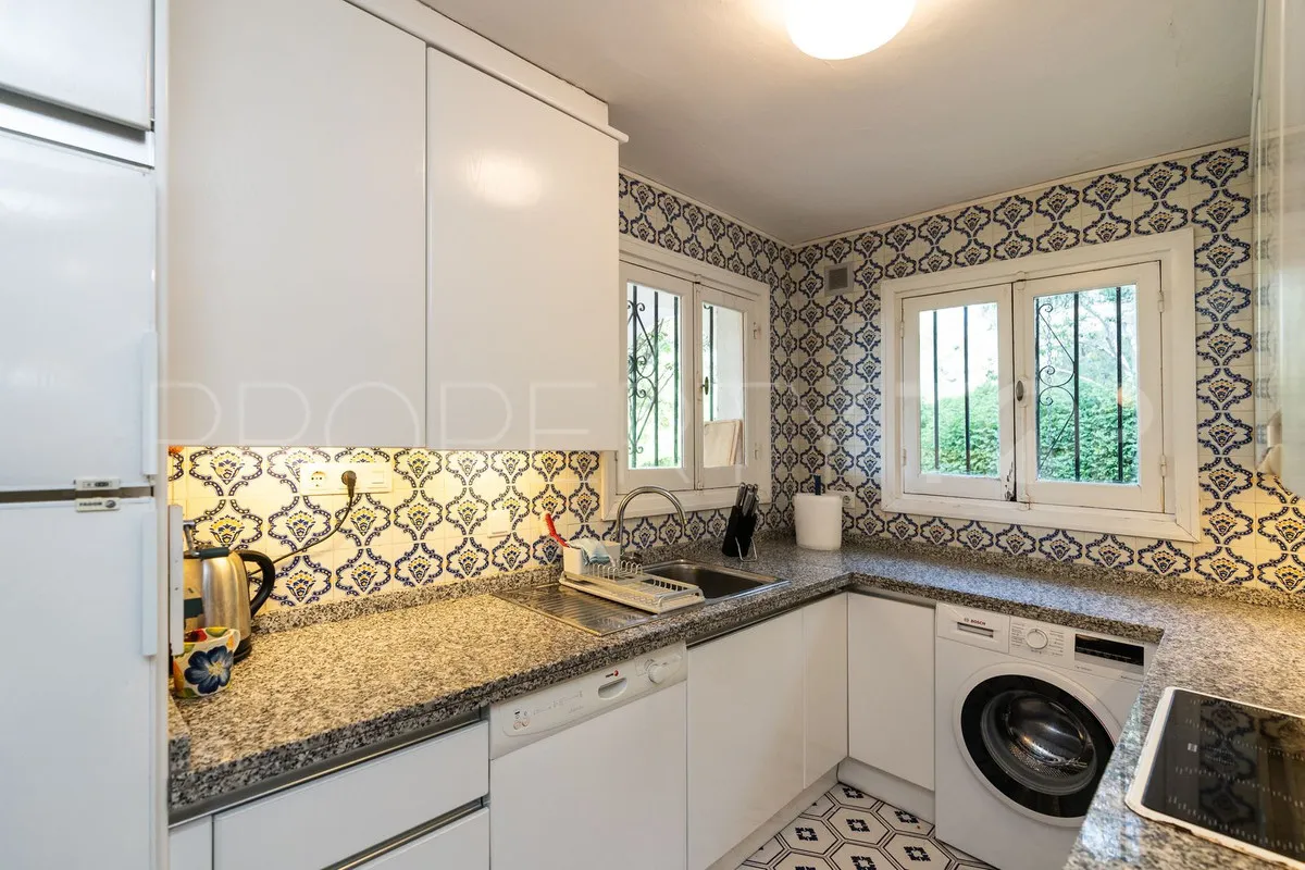 Se vende villa en Elviria de 3 dormitorios