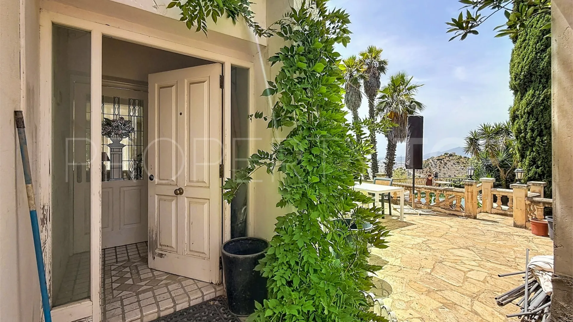 For sale El Atabal 5 bedrooms villa