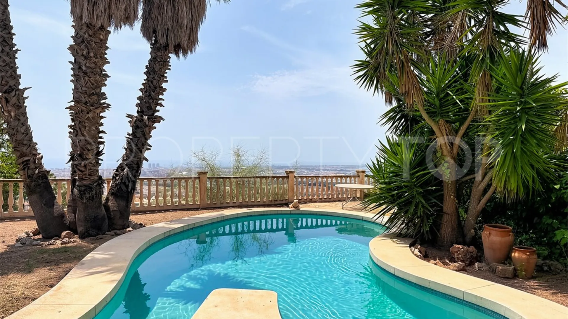 For sale El Atabal 5 bedrooms villa