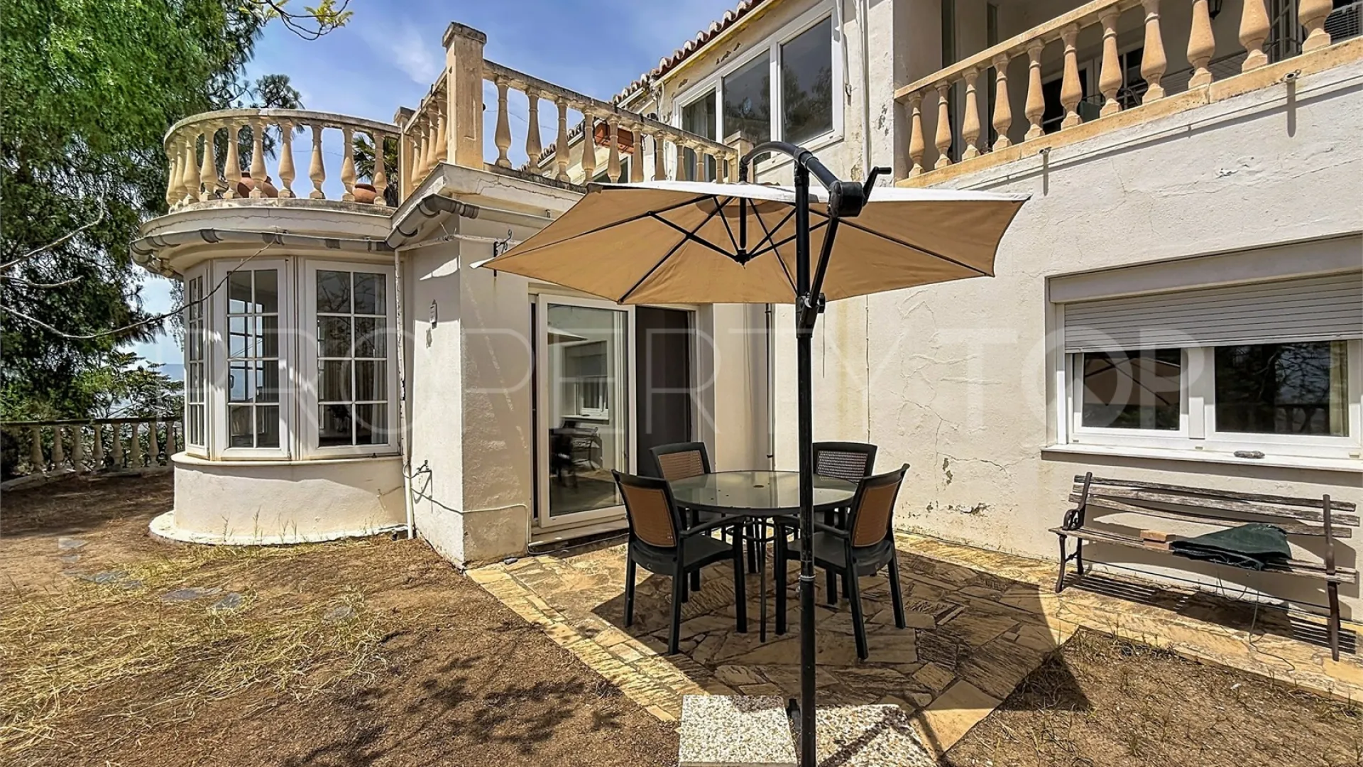 For sale El Atabal 5 bedrooms villa