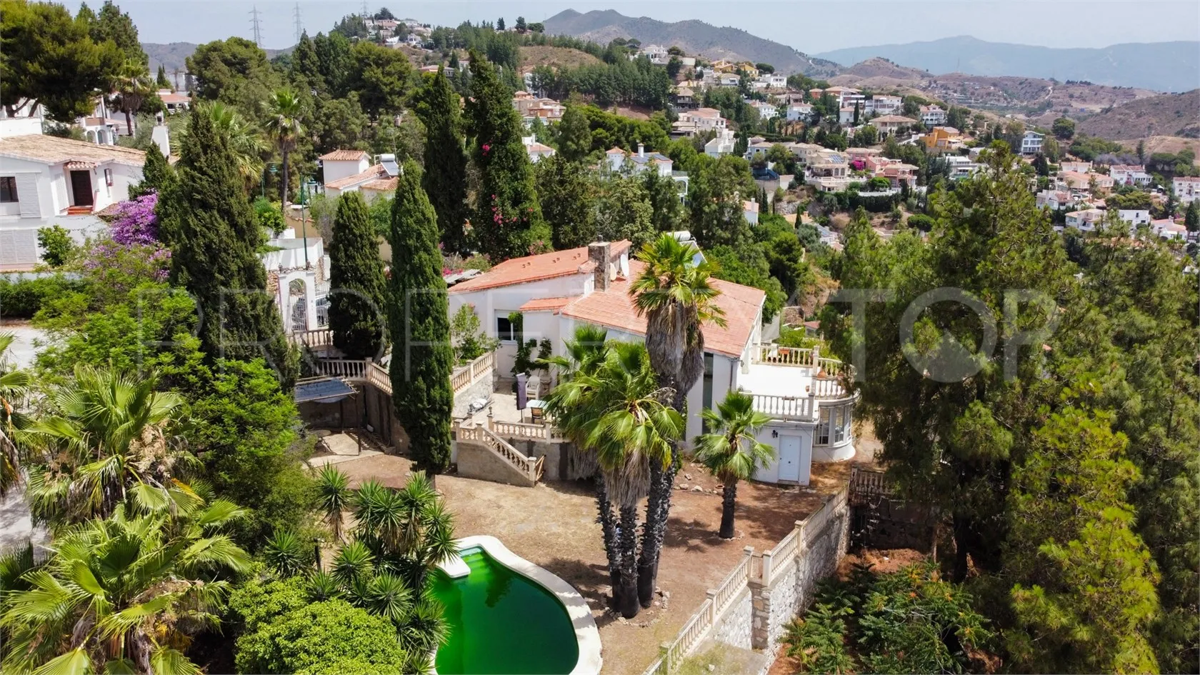 For sale El Atabal 5 bedrooms villa