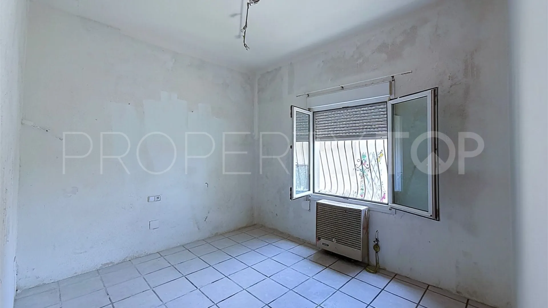 For sale El Atabal 5 bedrooms villa